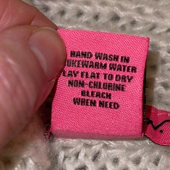 Betsy Johnson Cream & Leopard Print Bow Detail Infinity Scarf - Picture 4 of 11